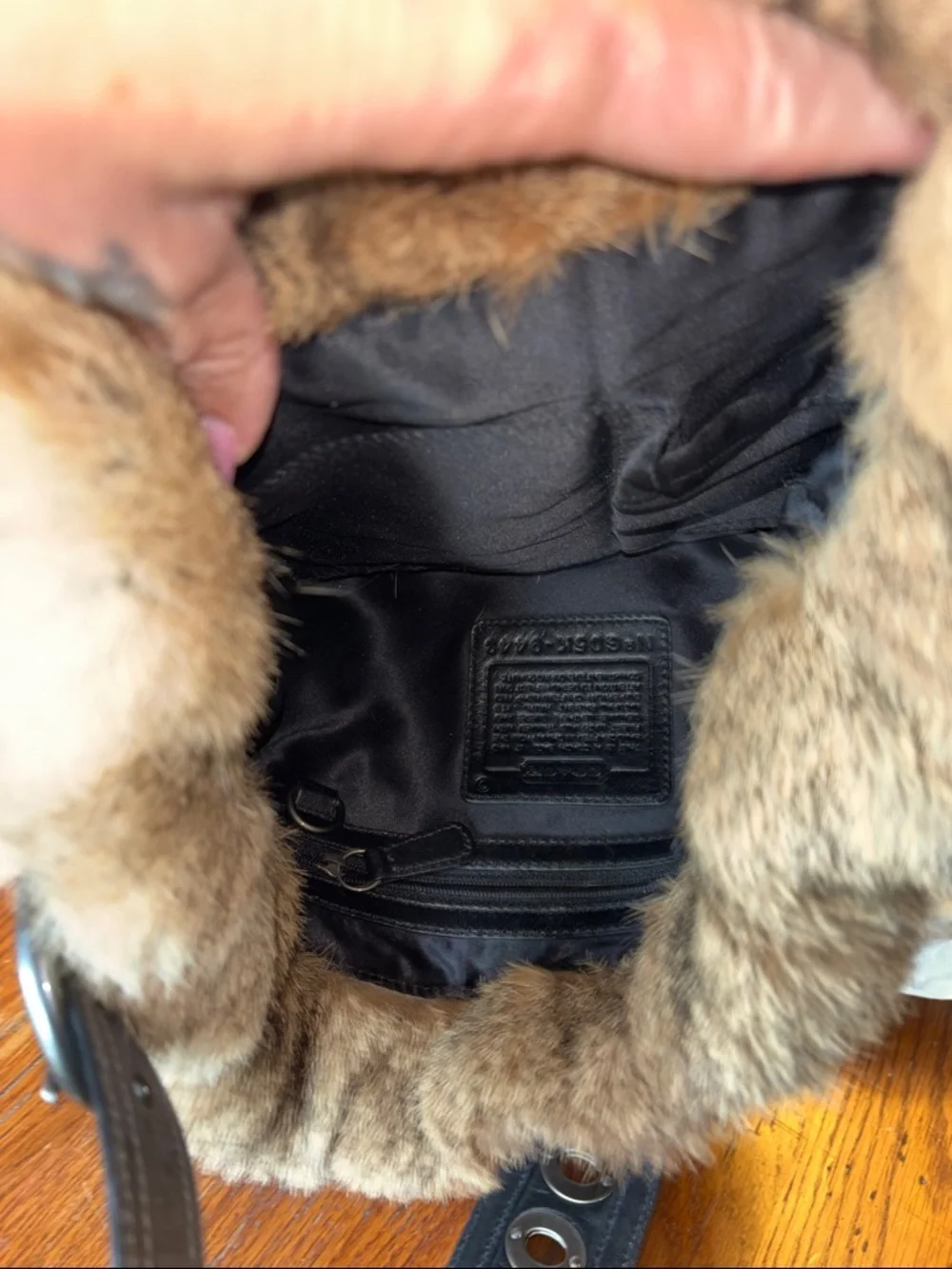 Coach Quilted Rabbit Fur "Ski Bunny" Hobo EUC - Picture 10 of 10